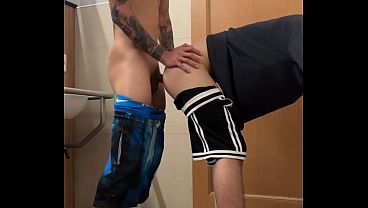 Hot chinese handosme slim go to home fuck boy twinks